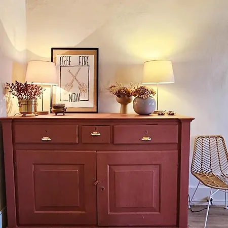Alma House -